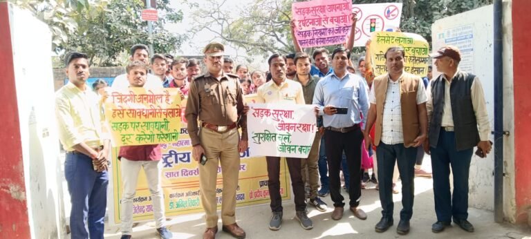 सड़क पर टै्रक्टर या ट्रक खड़ाकर छोड़ने पर सीज होगी वाहन,जागरूकता