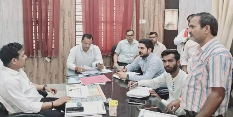 जल जीवन मिशन मे किसी तरह की लापरवाई बर्दाश्त नहीं,एसडीएम