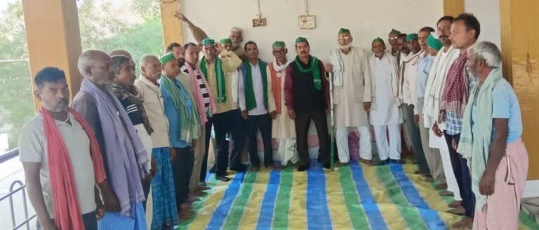 किसानों को मुआवजा देने में हीला हवाली करे अधिकारी:भाकियू