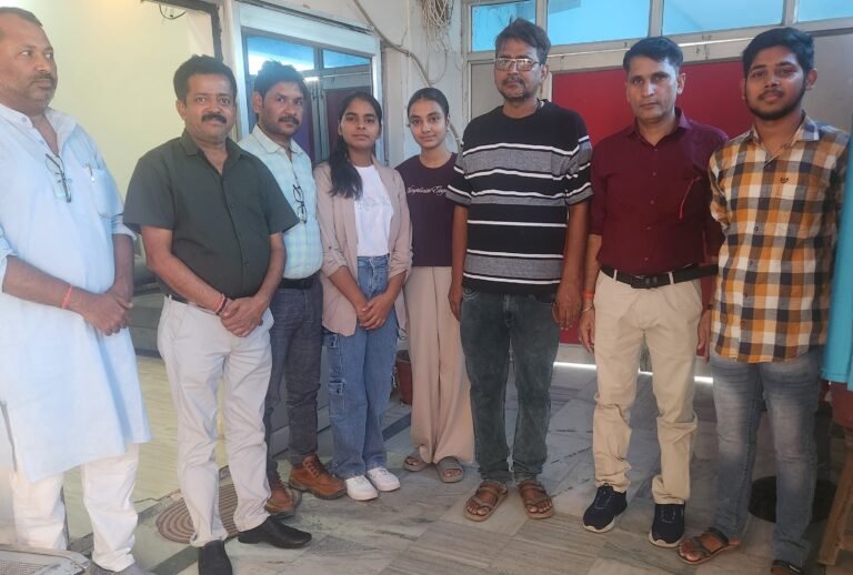 बृजनंदनी कान्वेंट व एम्ब्रोशिया एकेडमी के दवसी और 12वी के छात्रों ने लहराया परचम