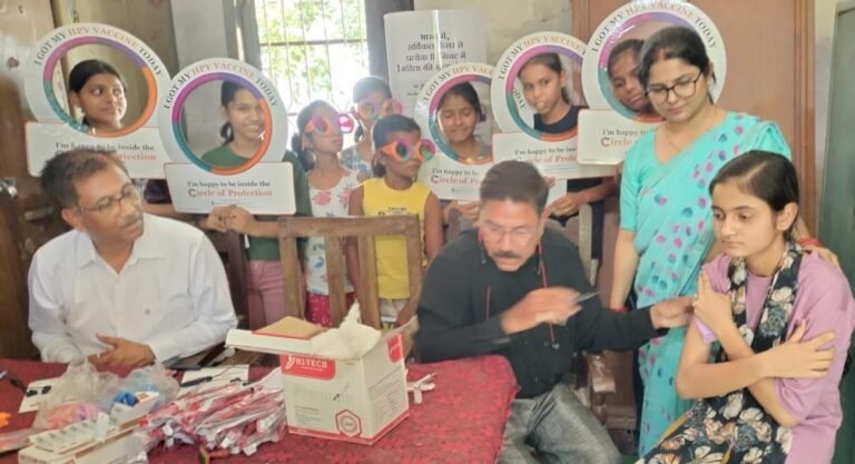 कैंसर से बचाव के लिए बालिकाओं का हुआ वैक्सिनेशन