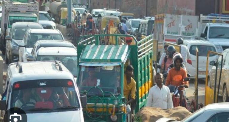 जाम की समस्या को लेकर परेशान है राहगीर और स्कूली बच्चे