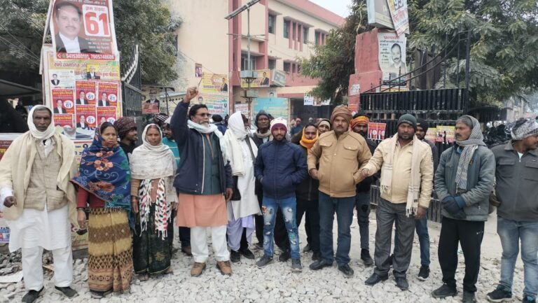 समस्याओं का निस्तारण नहीं होने पर भाकपा माले ने किया प्रदर्शन