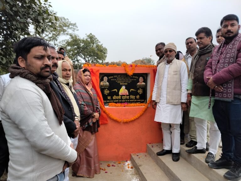 दस लाख की लागत से अवधूत भगवान राम सरोवर घाट का लोकापर्ण