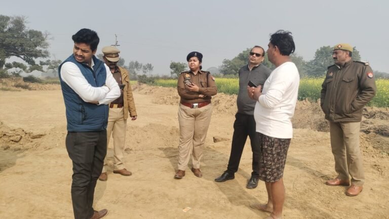 अवैध खनन पर जेसीबी सीज कईयों के खिलाफ जुर्माना के लिये नोटिस