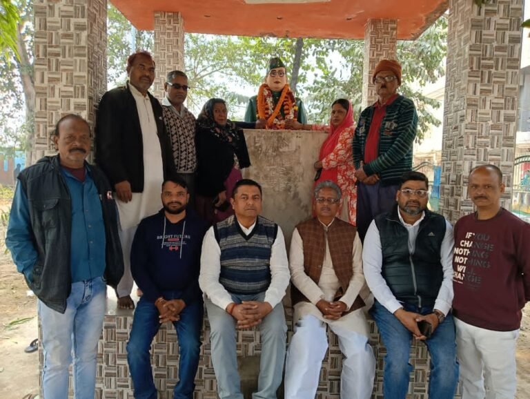 कांग्रेस कमेटी के तत्वाधान में महान स्वतंत्रता संग्राम सेनानी सुभाष चंद्र बोस जी की जयंती मनाई गई