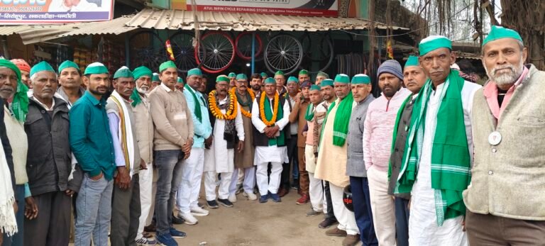 बिचौलियों को धान बेचने के लिये मजबूर है किसान अधिकारी अनजान