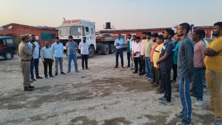 यातायात नियमों का पालन नहीं करने पर वाहन होगें प्रतिबंधित: