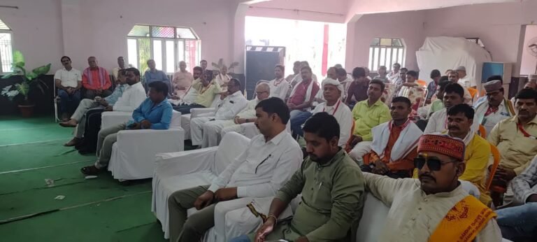 सैयदराजा में पत्रकारिता दिवस पर भव्य गोष्ठी आयोजित, पत्रकारों का हुआ सम्मान