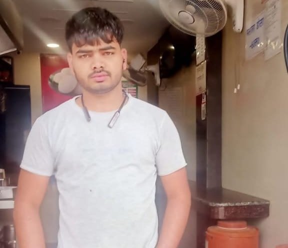 ट्रेन की चपेट में आने से युवक की मौत परिजनों में कोहराम