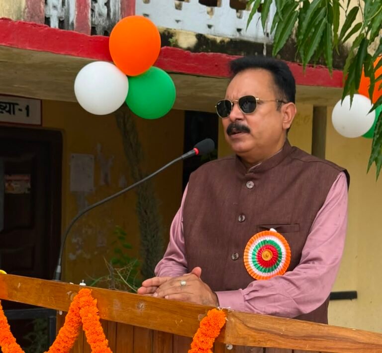 सकलडीहा पीजी कॉलेज में हर्षोल्लास से मनाया गया स्वतंत्रता दिवस