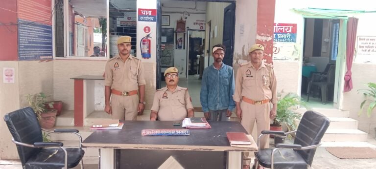 छेड़खानी व हत्या के प्रयास का आरोपित गिरफ्तार